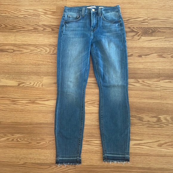 Stretch skinny super soft jeans. - Picture 1 of 7